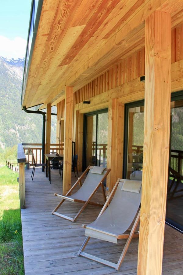 Modern Chalet With Garden シャモニー エクステリア 写真